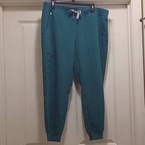 FIGS Zamora jogger pants in Hunter Green XLP